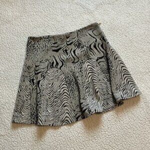 Victoria's Secret Animal Print Mini Skirt size 6